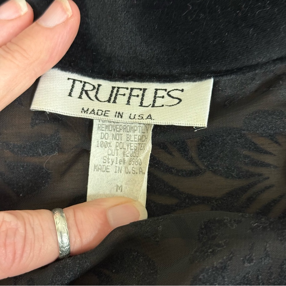 Truffles Black Velvet Collar Sheer Floral Burnout Blouse with Tank - Women’s Med - Picture 5 of 9